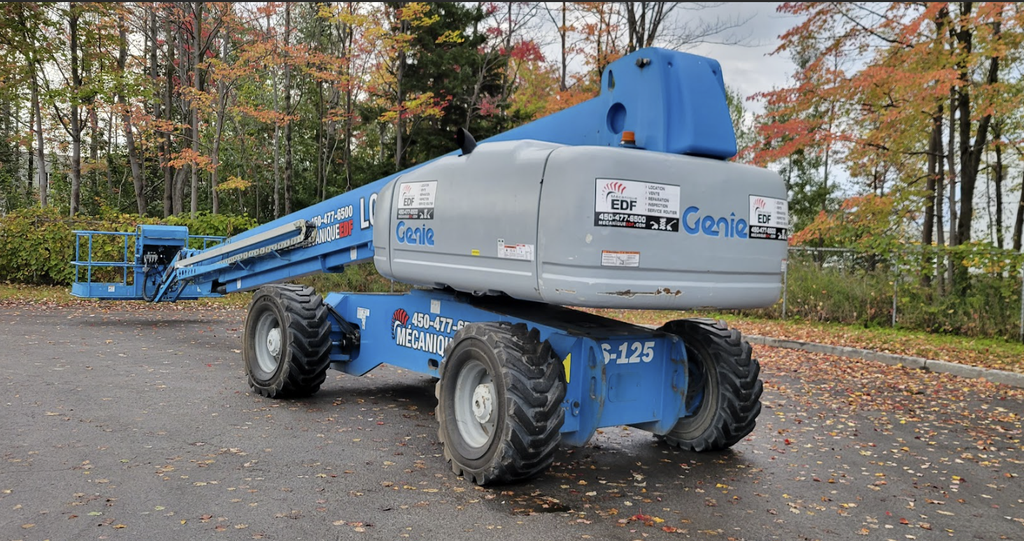 Genie S125 Nacelle télescopique 125' carburant