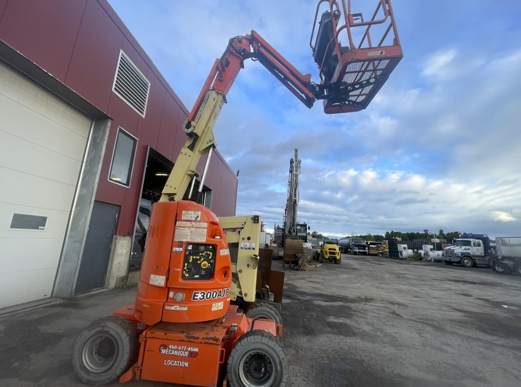 JLG E300AJP 30' electric articulated boom lift